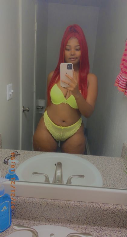lovealandrialovee OnlyFans picture