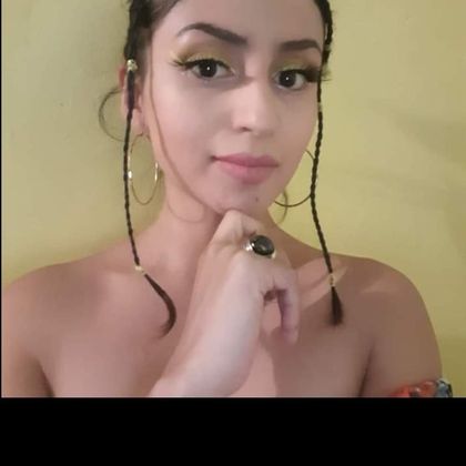 isiszoe11447432 OnlyFans picture