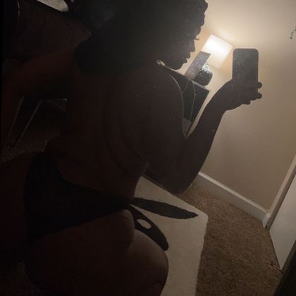 zym0ney OnlyFans picture