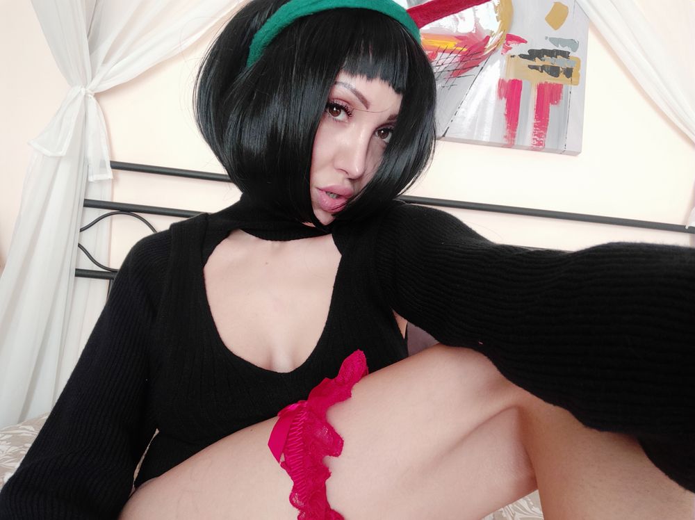 loveniadoll OnlyFans profile picture
