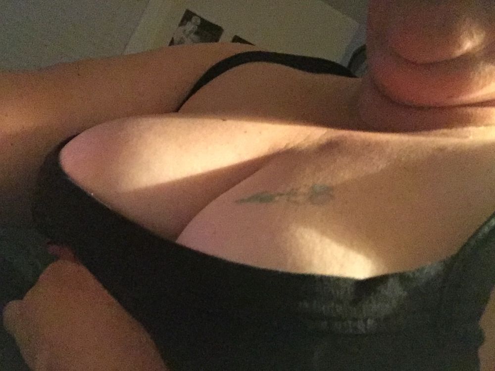 deedeeloverxoxo OnlyFans profile picture
