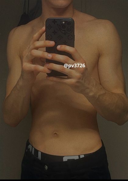 ulysse3726 OnlyFans picture