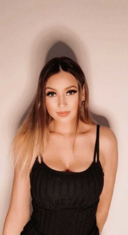 monrom OnlyFans picture