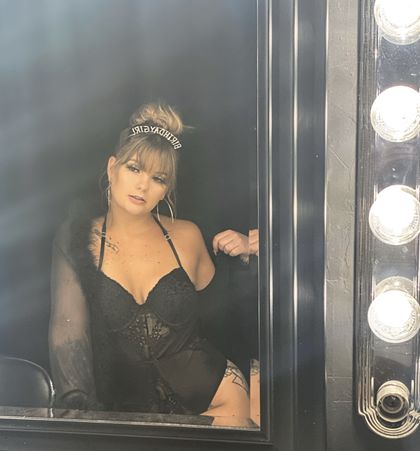 aliviablades OnlyFans picture