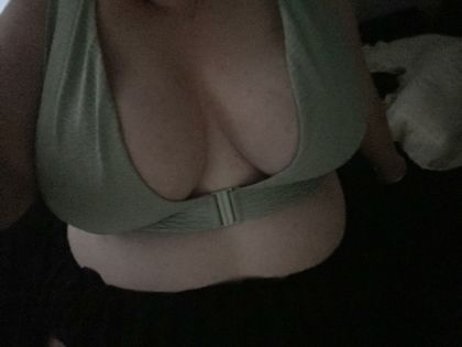 littleonelauren OnlyFans picture