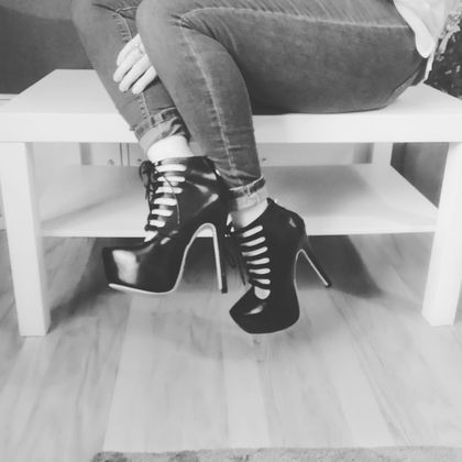 twinkletoes.solemate1980 OnlyFans picture