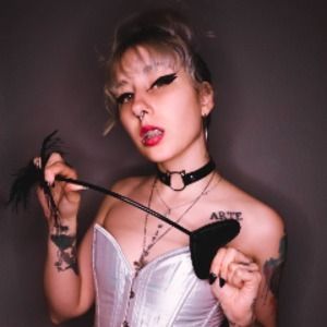 Best Marinateen OnlyFans Accounts | FansMetrics.com