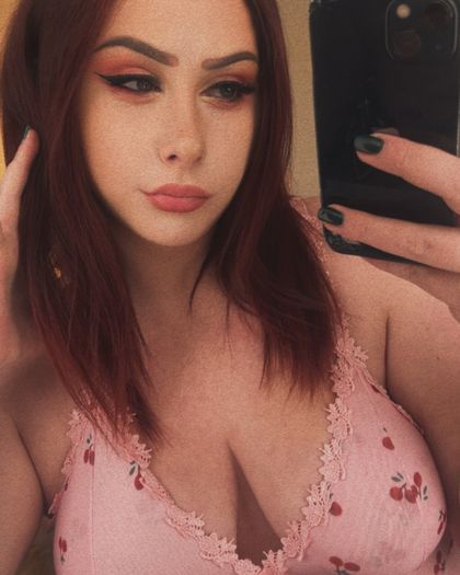 zaraa OnlyFans picture