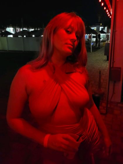 hotwife0056 OnlyFans picture