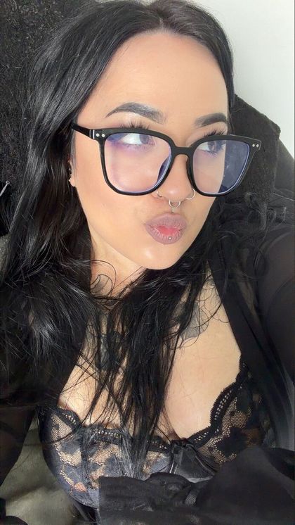 ariquxeen OnlyFans picture