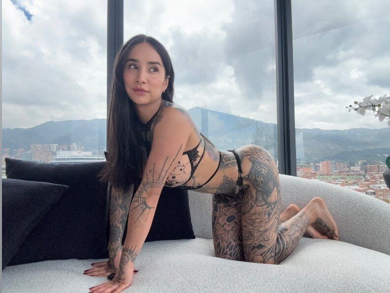 petitealejats OnlyFans profile picture