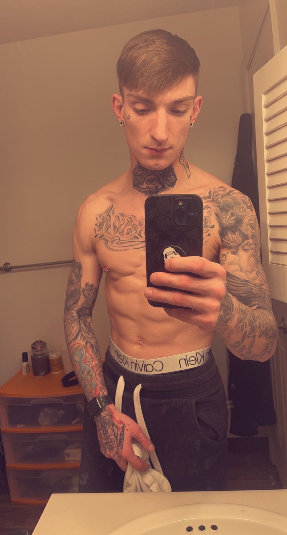 heshunter OnlyFans profile picture