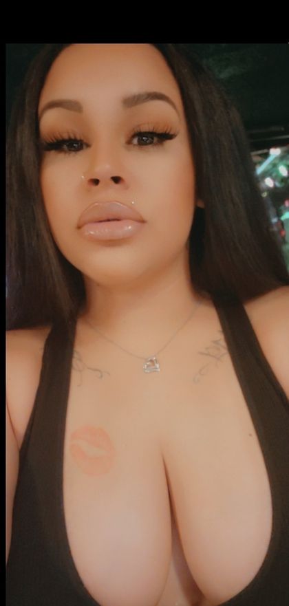 msrachellee OnlyFans picture