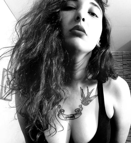 verainfire OnlyFans picture