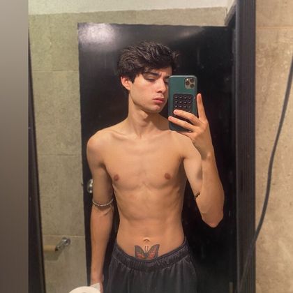 yairestradah OnlyFans picture