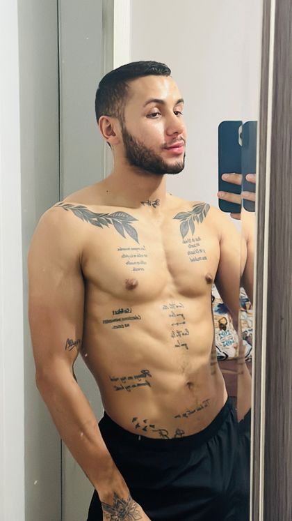 alejo.2105 OnlyFans picture