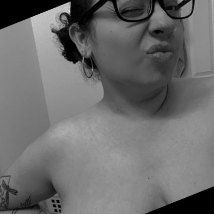 xxxsuburbanmami OnlyFans picture