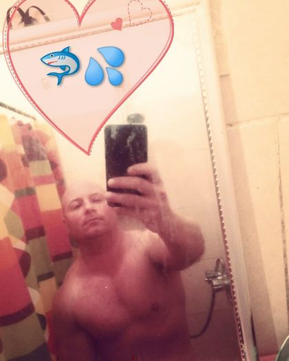 u180905671 OnlyFans picture