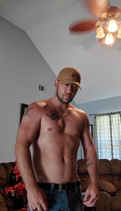 brad_weber313 OnlyFans picture