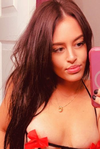 CarlyM