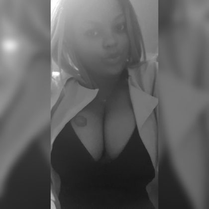 ladyzarasin OnlyFans picture