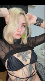 amazingluzz OnlyFans - Free Trial - Photos - Socials | FansMetrics.com