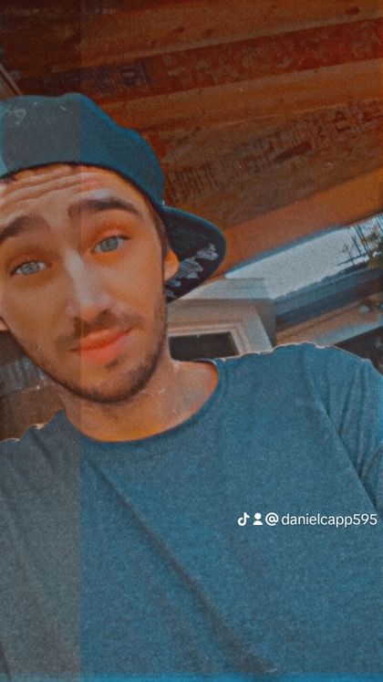 daniel-capp OnlyFans picture
