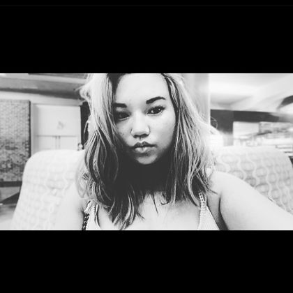 lovemelaur OnlyFans picture