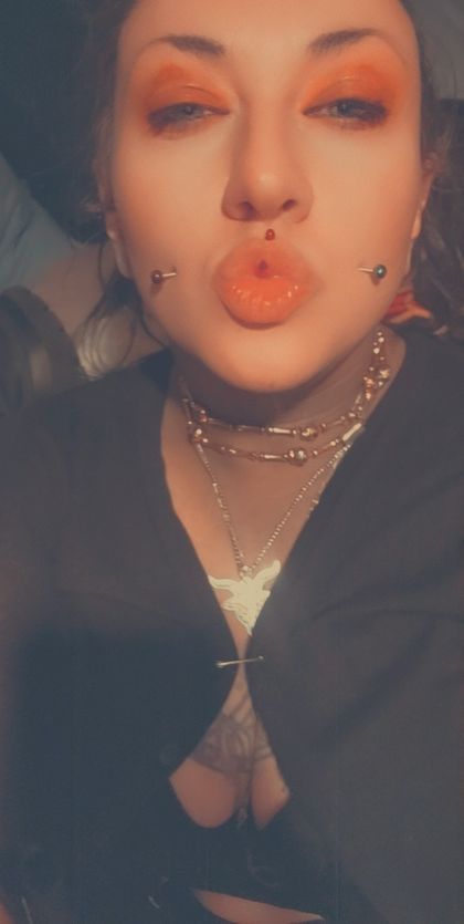 purplevelvetsmoke OnlyFans picture