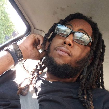 shelikesmylocs OnlyFans picture