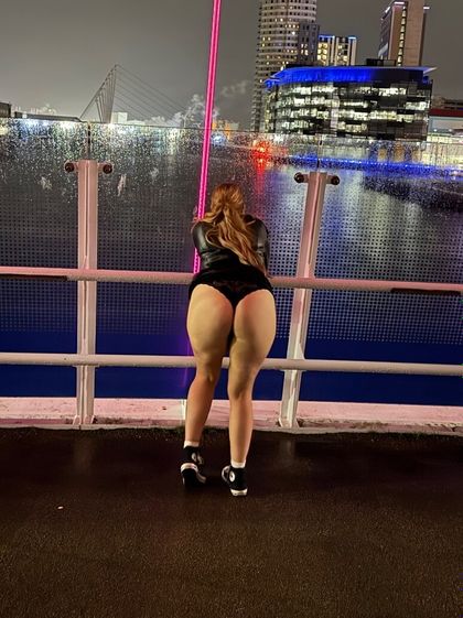 karacreamhotwife OnlyFans picture