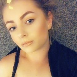 lola_chanel OnlyFans - Free Trial - Photos - Socials FansMetrics