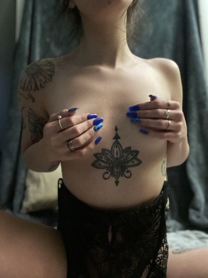 carlyann06 OnlyFans picture