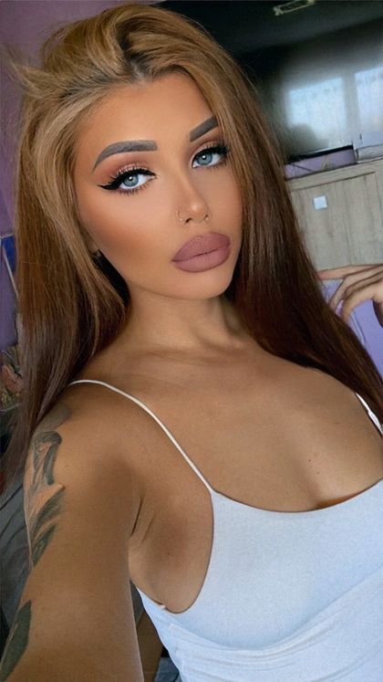 christinechriss OnlyFans picture