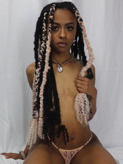 pie4anai OnlyFans picture