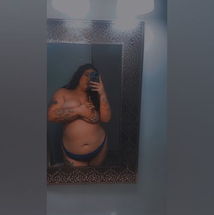 emmisuee OnlyFans picture