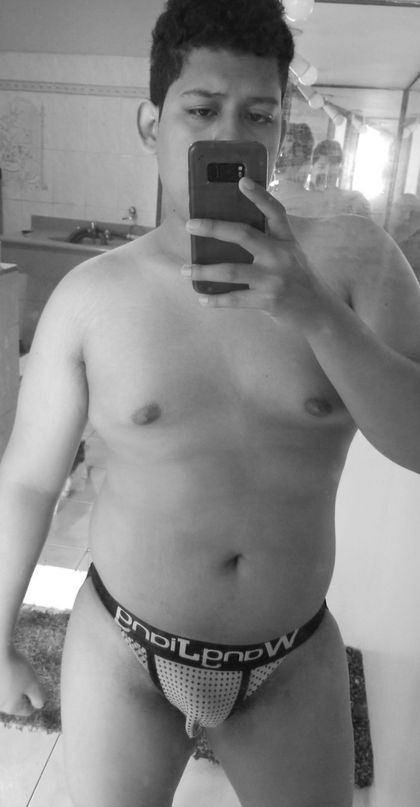 andrew24926217 OnlyFans picture