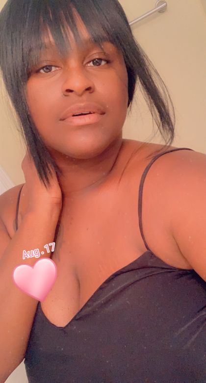 roxxyroxanne8 OnlyFans picture
