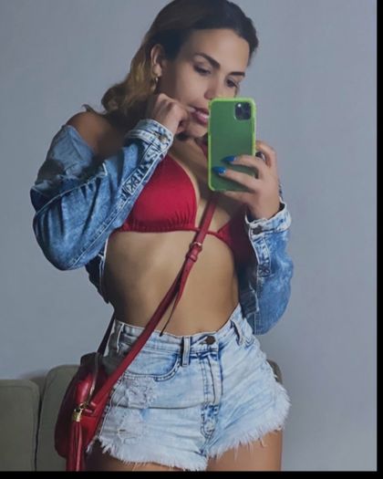 michellemontenegro OnlyFans picture