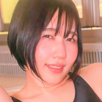 MOMOCHINO
