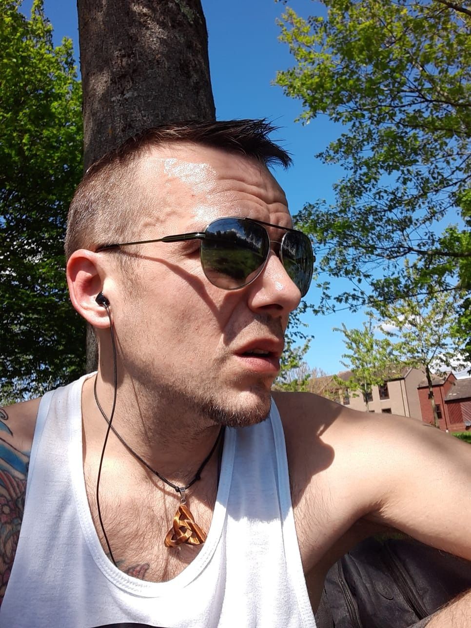boy-with-a-bar OnlyFans profile picture