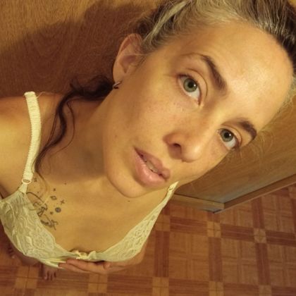 anajulieta OnlyFans picture