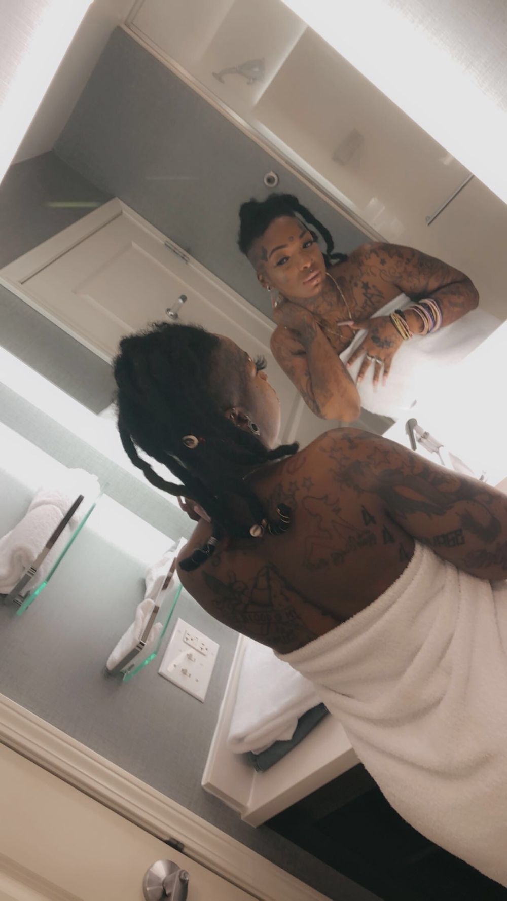 tattedupnikkib OnlyFans profile picture