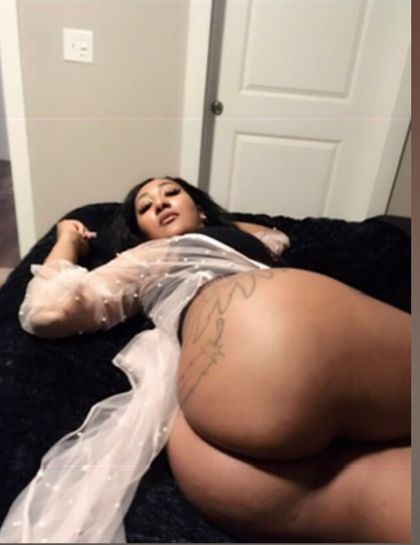 showaplus OnlyFans picture