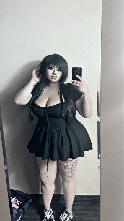 thickemoizzy OnlyFans picture