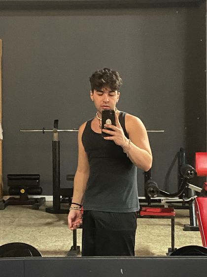 u184911641 OnlyFans picture