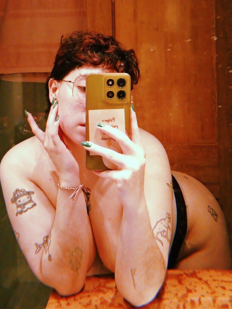 spicybees OnlyFans profile picture