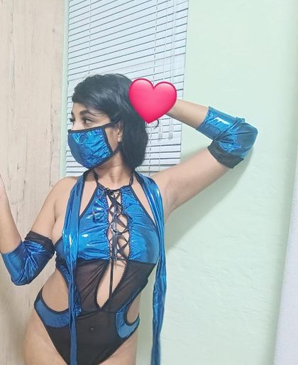 petitekinkybabe69 OnlyFans picture