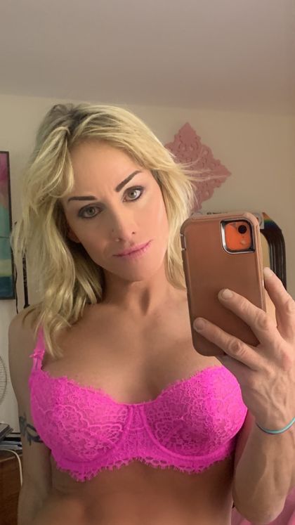 beckibottomz OnlyFans picture