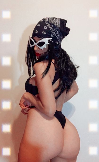 innalatina OnlyFans picture